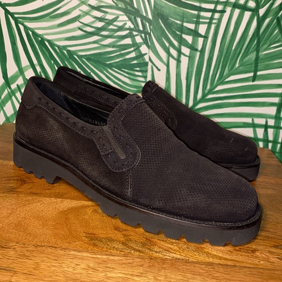 Tommy Bahama Other - Tommy Bahama Black Suede Sand Bar Loafers Men’s 9